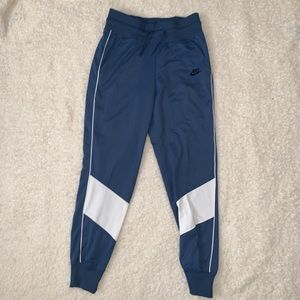 NWT Nike Heritage track pants